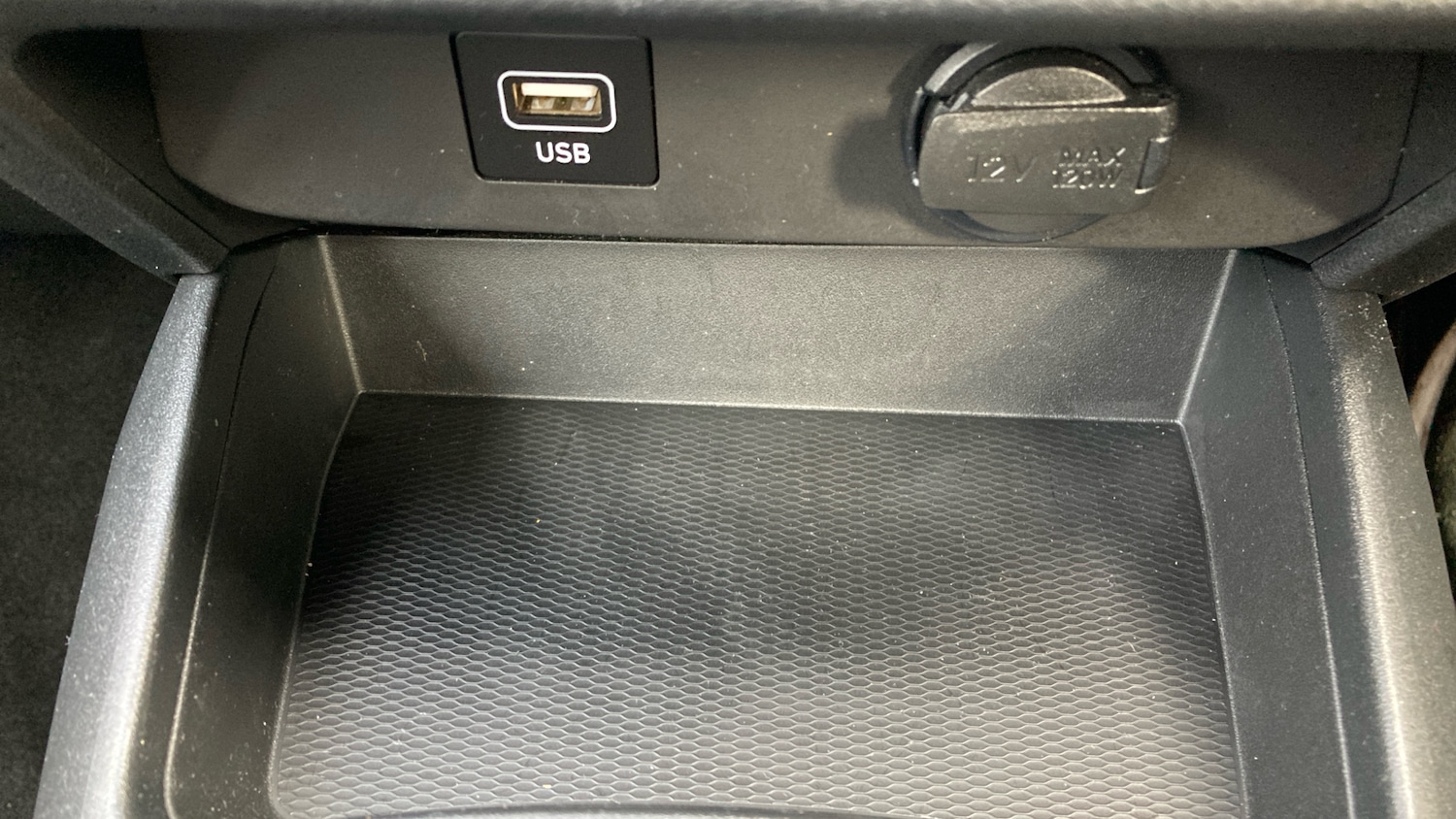 Used Hyundai i10 2022 for sale - 76143550: Photo 21