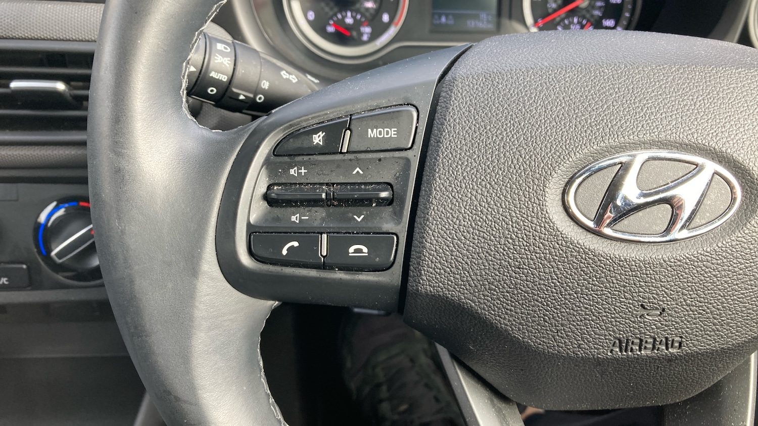 Used Hyundai i10 2022 for sale - 76143550: Photo 24