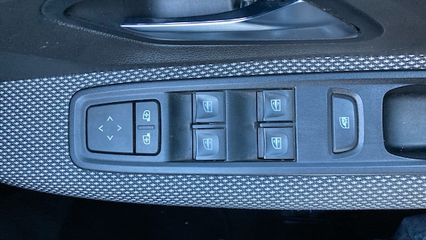 Used Dacia Sandero 2022 for sale - 76265259: Photo 26