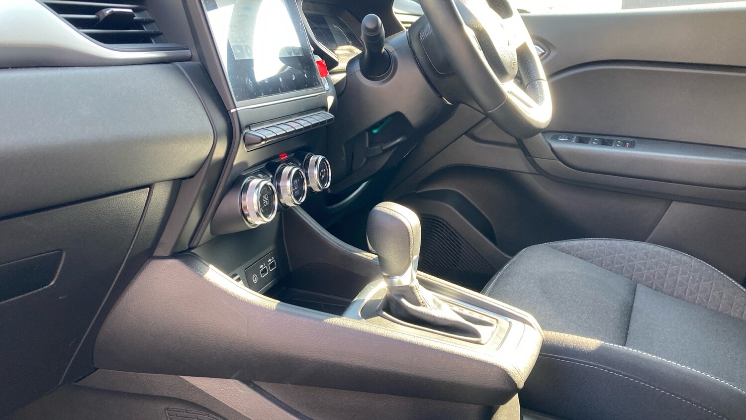 Used Renault Captur 2024 for sale - 78210084: Photo 13