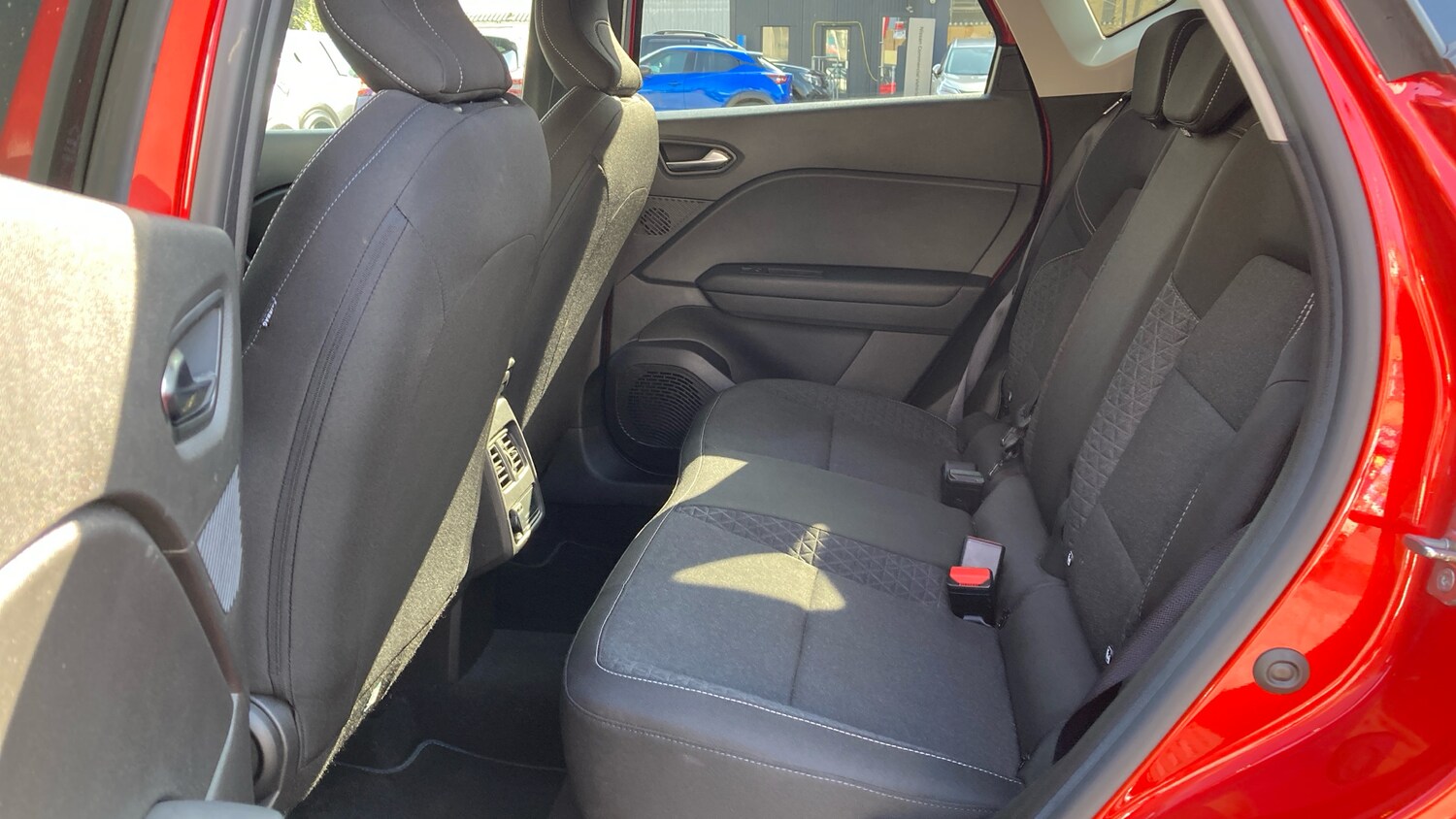 Used Renault Captur 2024 for sale - 78210084: Photo 16