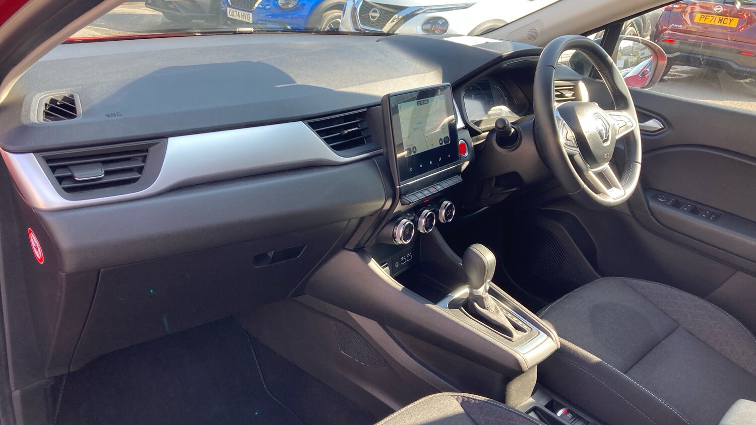 Used Renault Captur 2024 for sale - 78210084: Photo 9