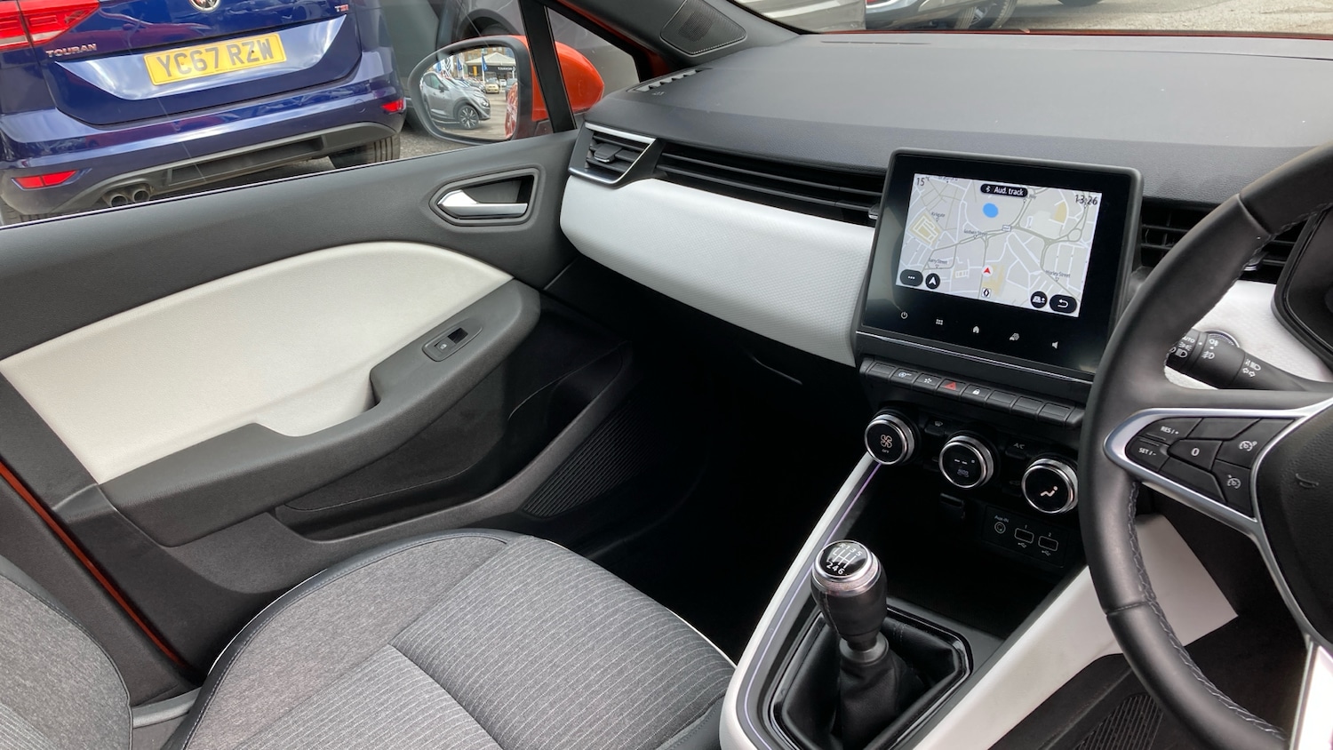 Used Renault Clio 2021 for sale - 76265274: Photo 14