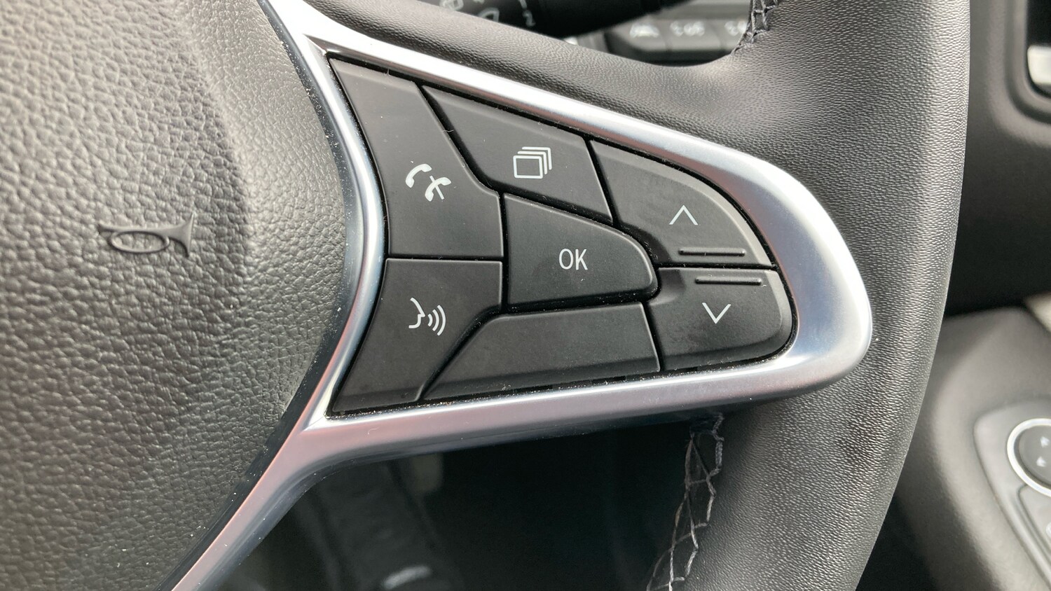 Used Renault Clio 2021 for sale - 76265274: Photo 25