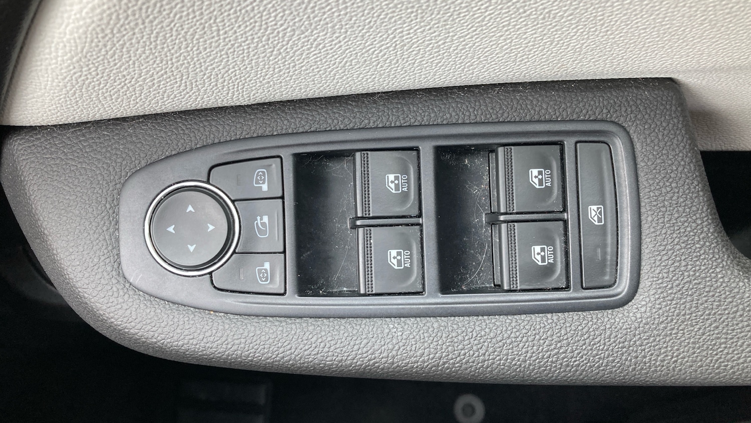 Used Renault Clio 2021 for sale - 76265274: Photo 26