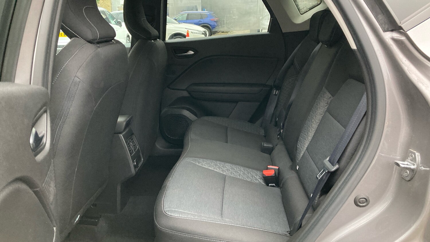 Used Renault Captur 2022 for sale - 77906239: Photo 16