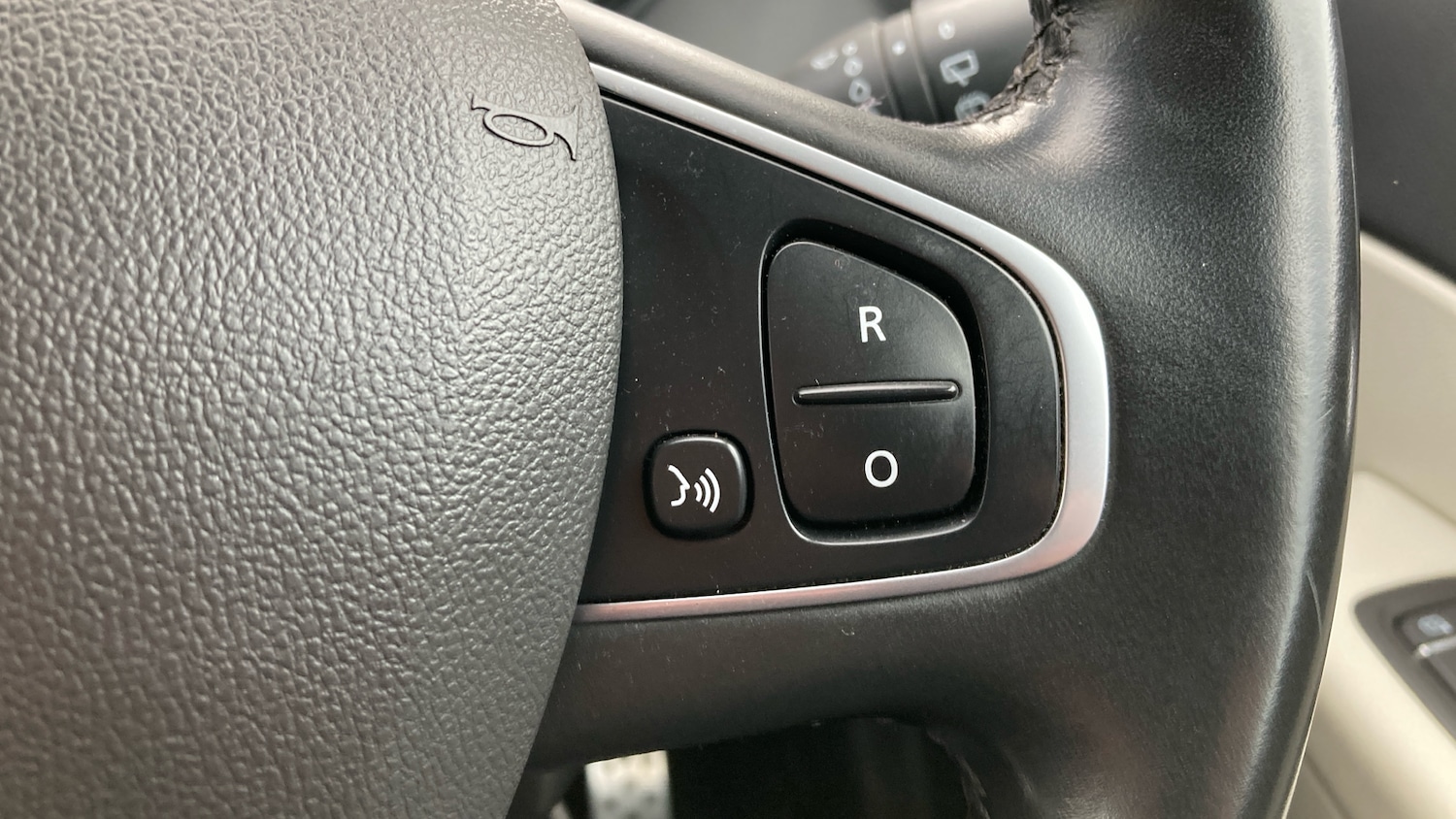 Used Renault Captur 2019 for sale - 76146499: Photo 27