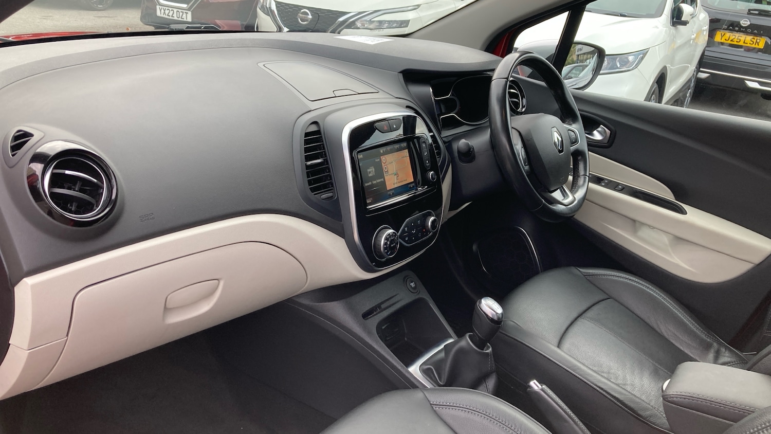 Used Renault Captur 2019 for sale - 76146499: Photo 9