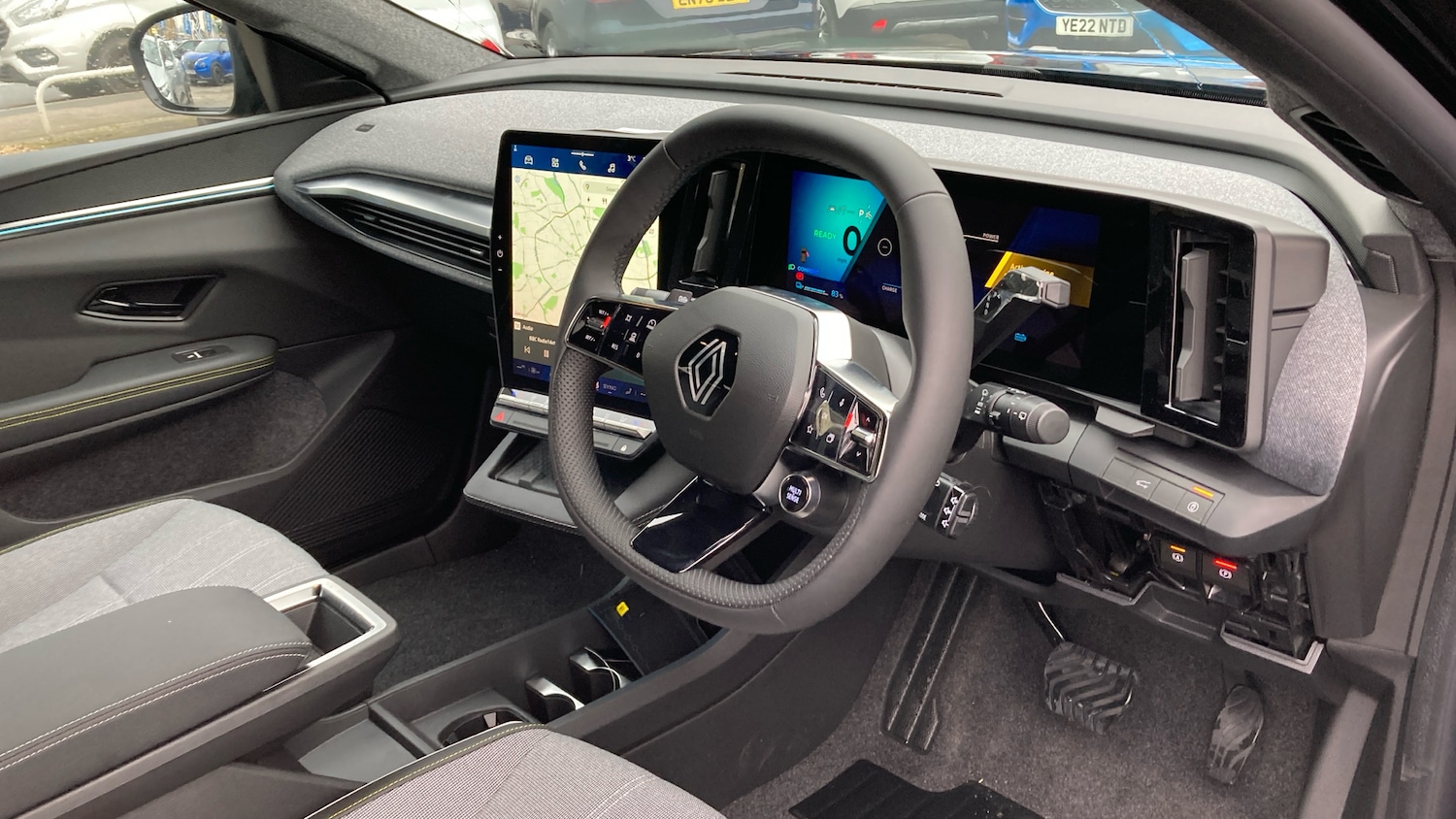 Used Renault Scenic E-Tech 2025 for sale - 77171103: Photo 11