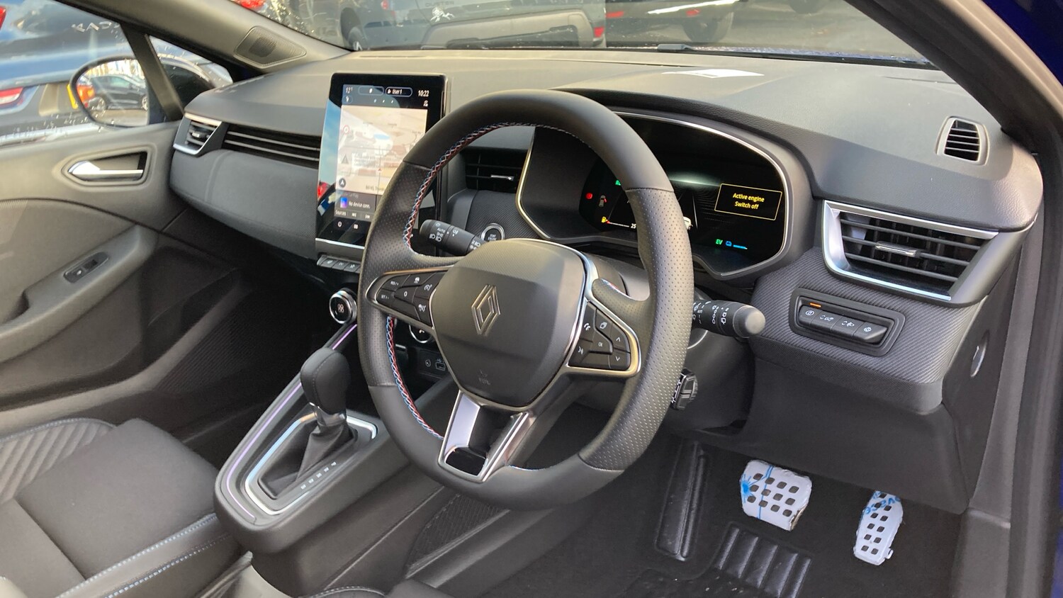 Used Renault Clio 2025 for sale - 76650938: Photo 11