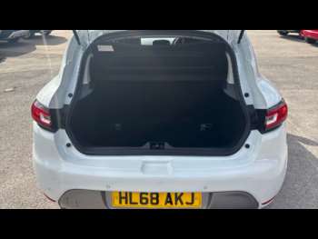 Used Renault Clio 2019 for sale - 74742598: Photo