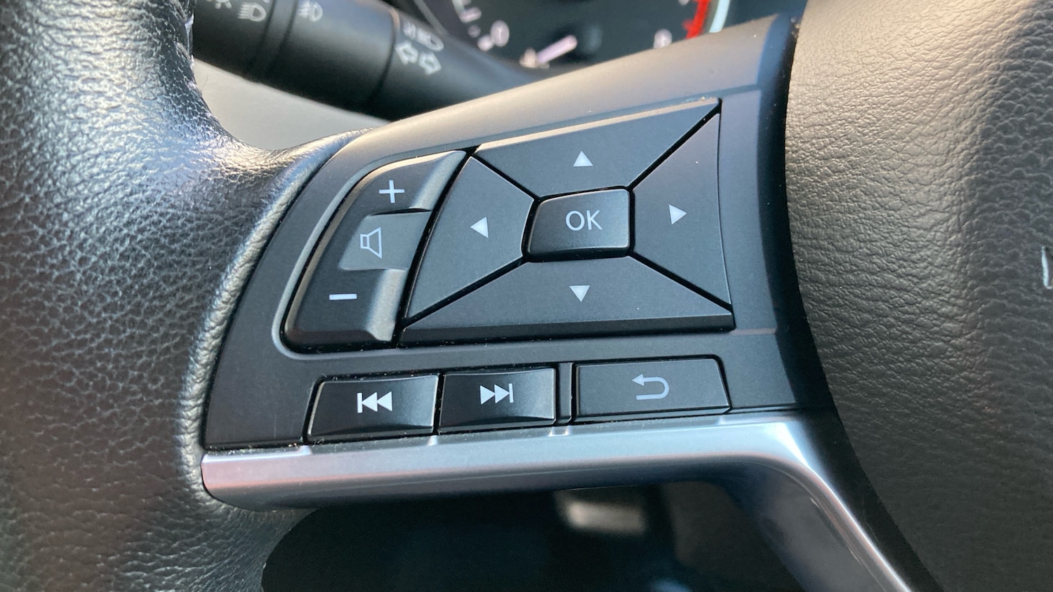 Used Nissan Micra 2018 for sale - 76791273: Photo 24