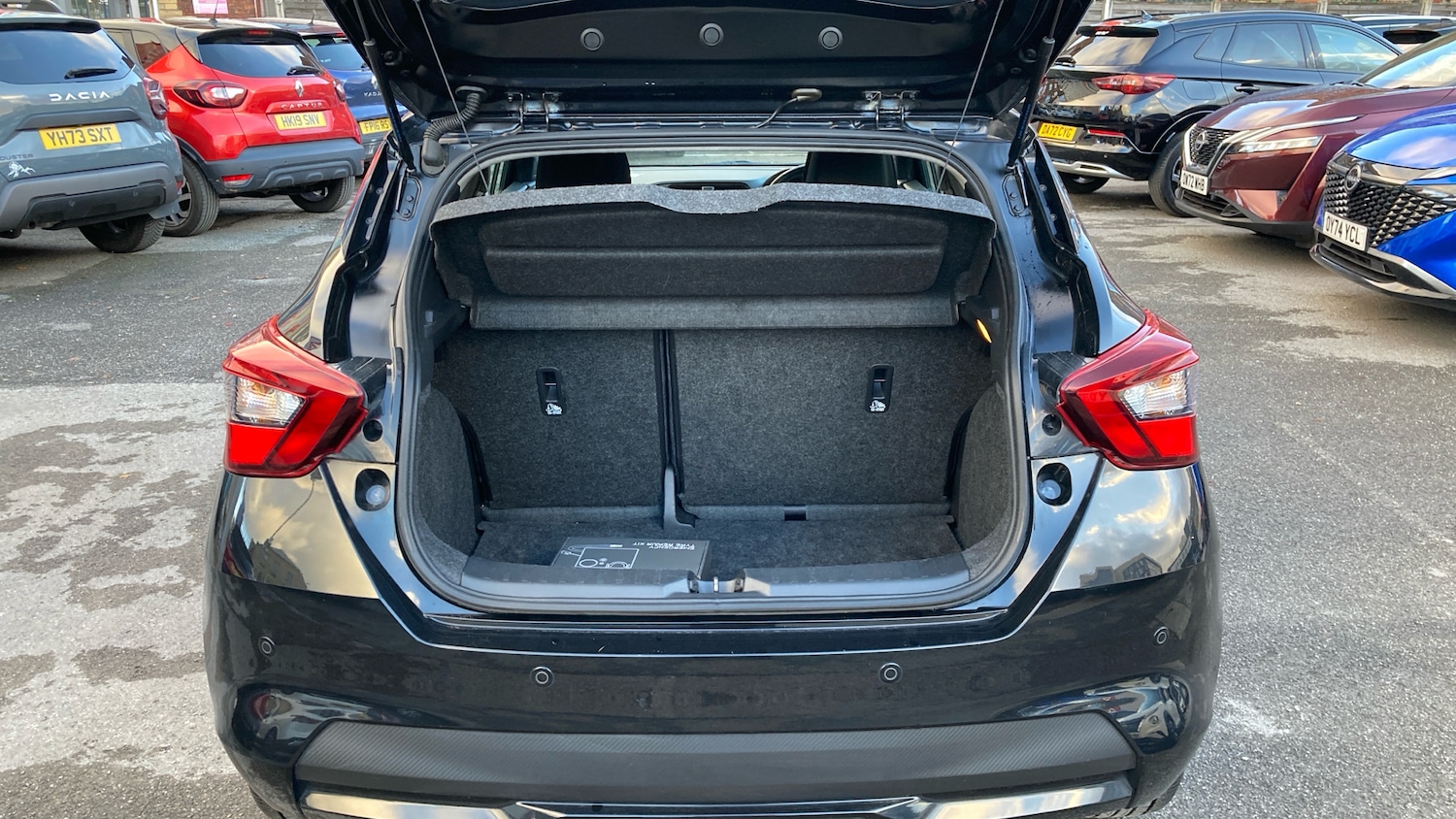 Used Nissan Micra 2018 for sale - 76791273: Photo 4