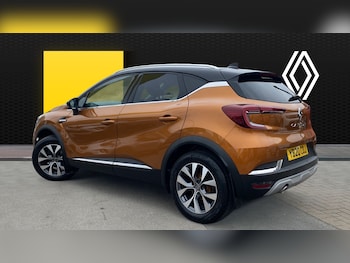 Used Renault Captur 2020 for sale - 76627744: Photo