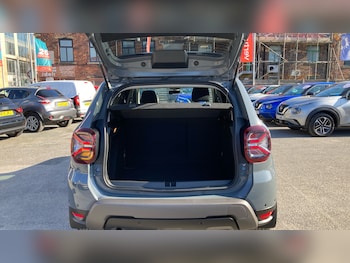 Used Dacia Duster 2024 for sale - 77901434: Photo