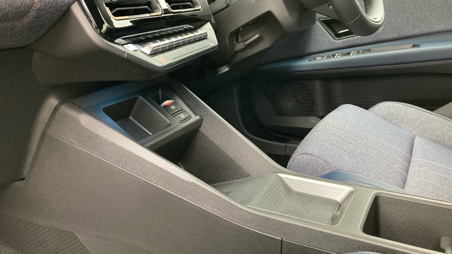 Used Renault 4 2025 for sale - 76779225: Photo 13