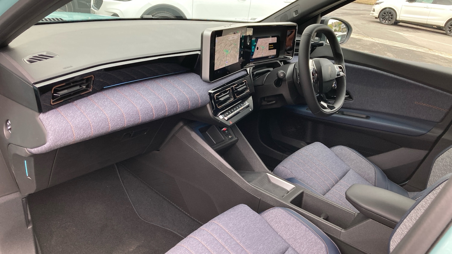 Used Renault 4 2025 for sale - 76779225: Photo 9