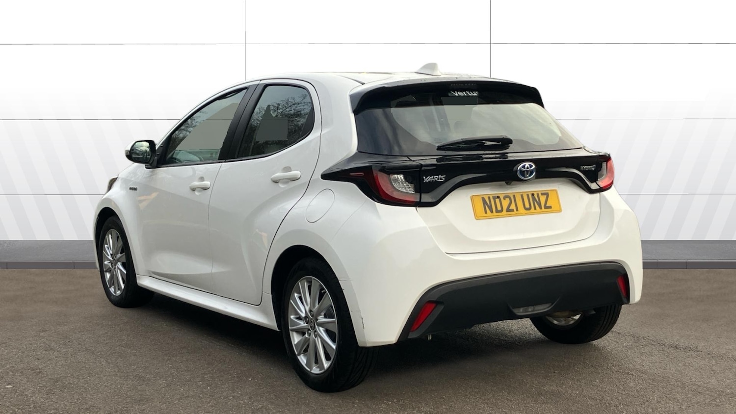 Used Toyota Yaris 2021 for sale - 77640016: Photo 2