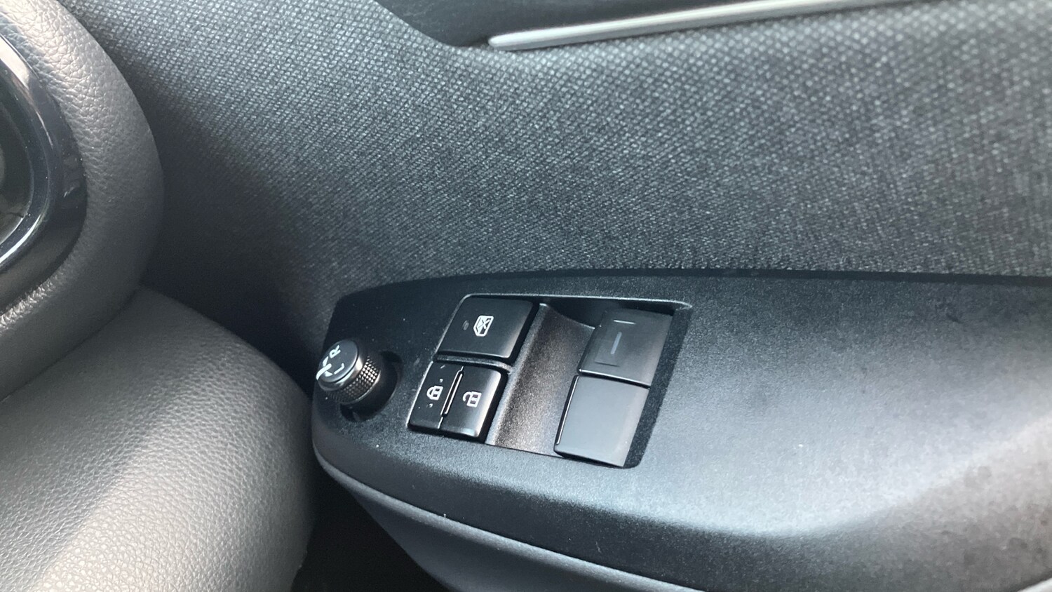 Used Toyota Yaris 2021 for sale - 77640016: Photo 25