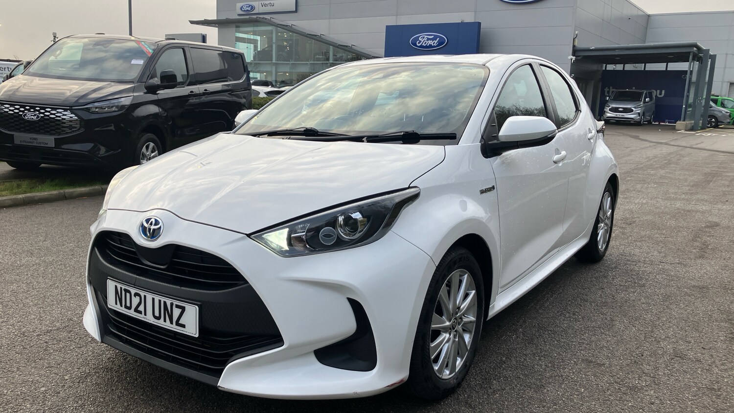 Used Toyota Yaris 2021 for sale - 77640016: Photo 40