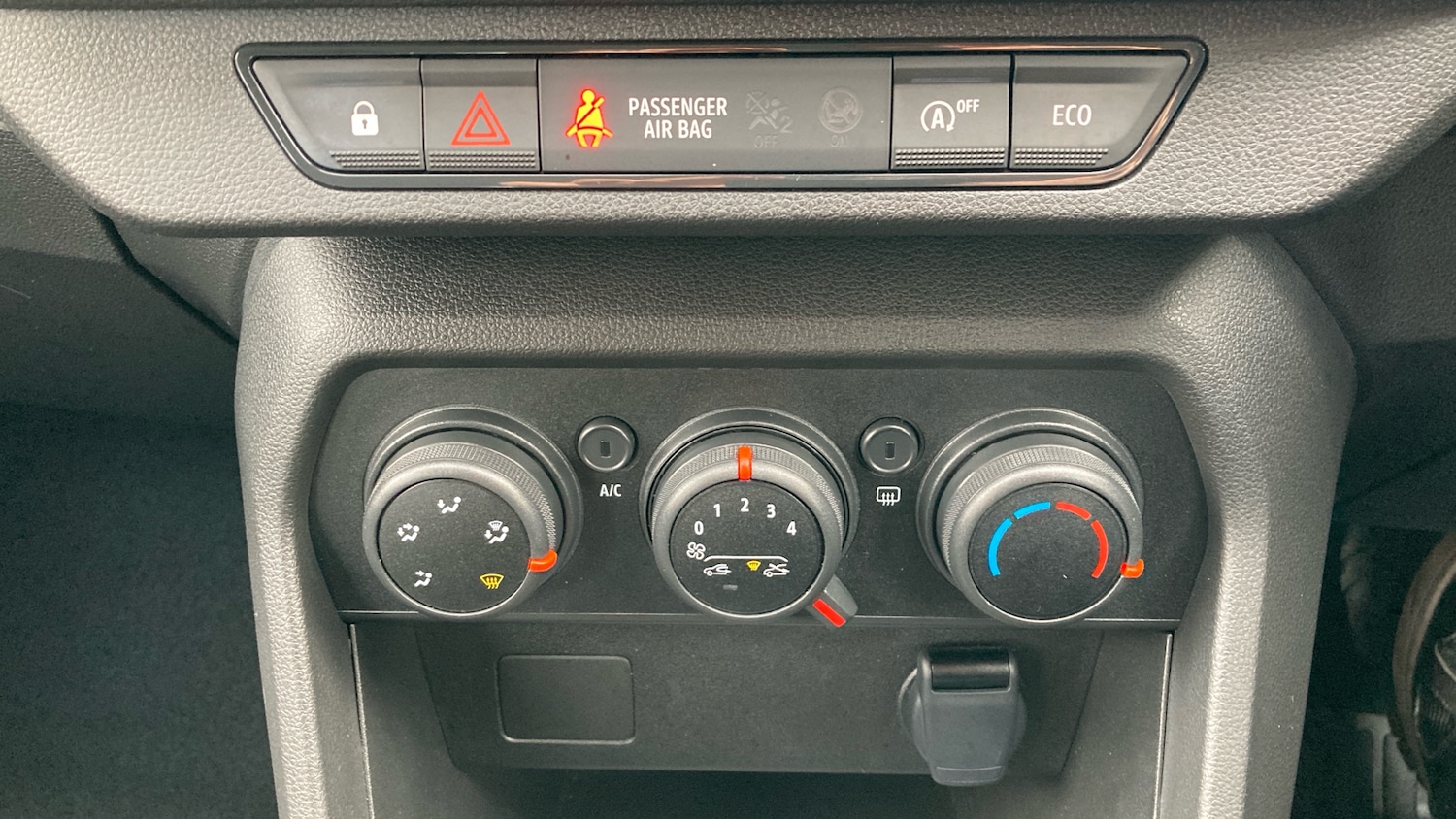 Used Dacia Sandero Stepway 2023 for sale - 77619765: Photo 22