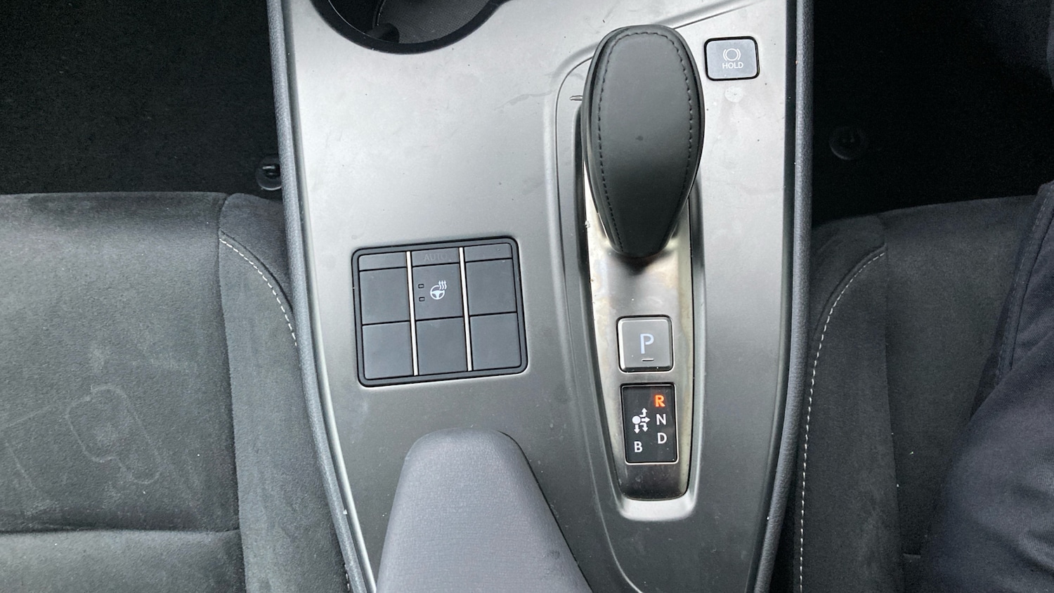 Used Lexus UX 2025 for sale - 77578675: Photo 28