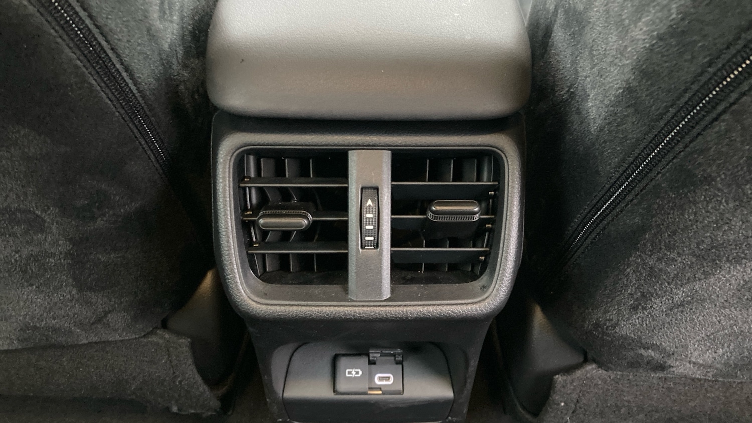 Used Lexus UX 2025 for sale - 77578675: Photo 29