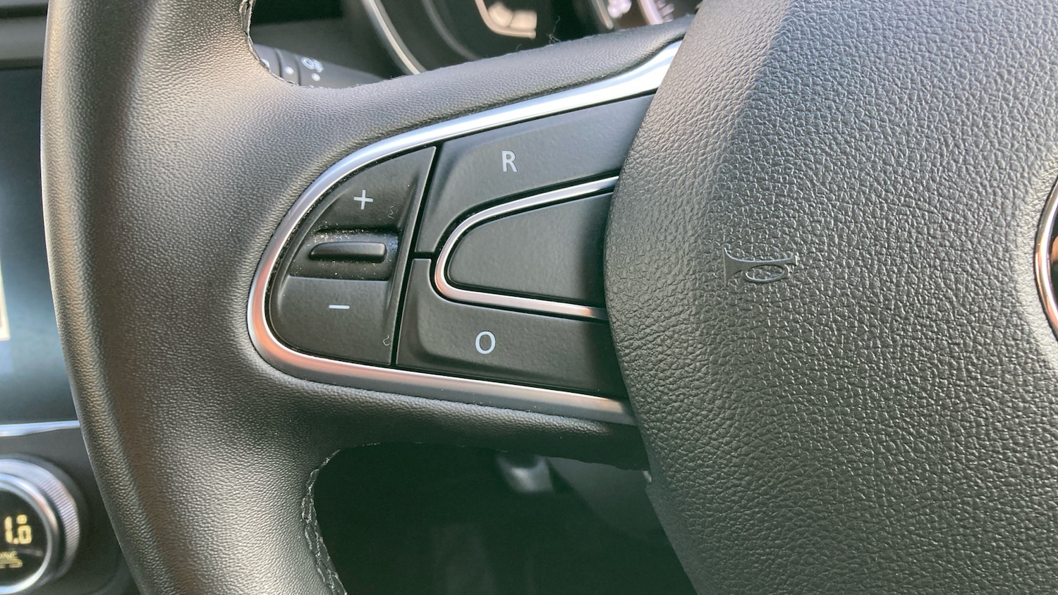 Used Renault Kadjar 2022 for sale - 77282926: Photo 24