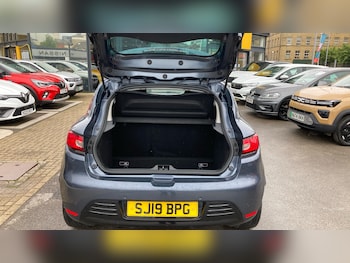 Used Renault Clio 2019 for sale - 79140893: Photo