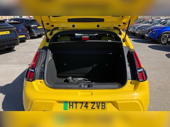 Used Renault 5 2025 for sale - 78577168: Photo