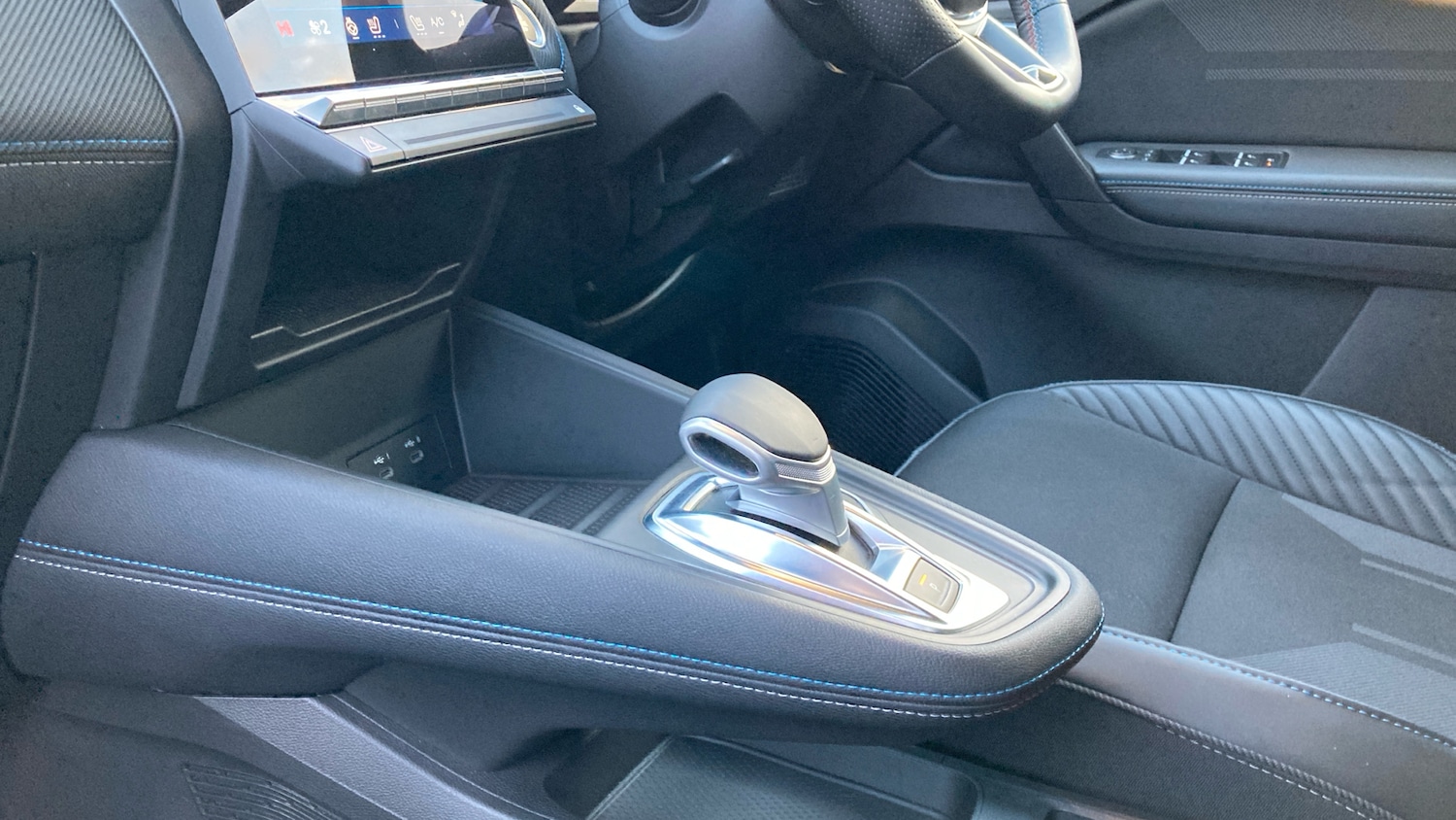 Used Renault Other 2024 for sale - 77935140: Photo 13