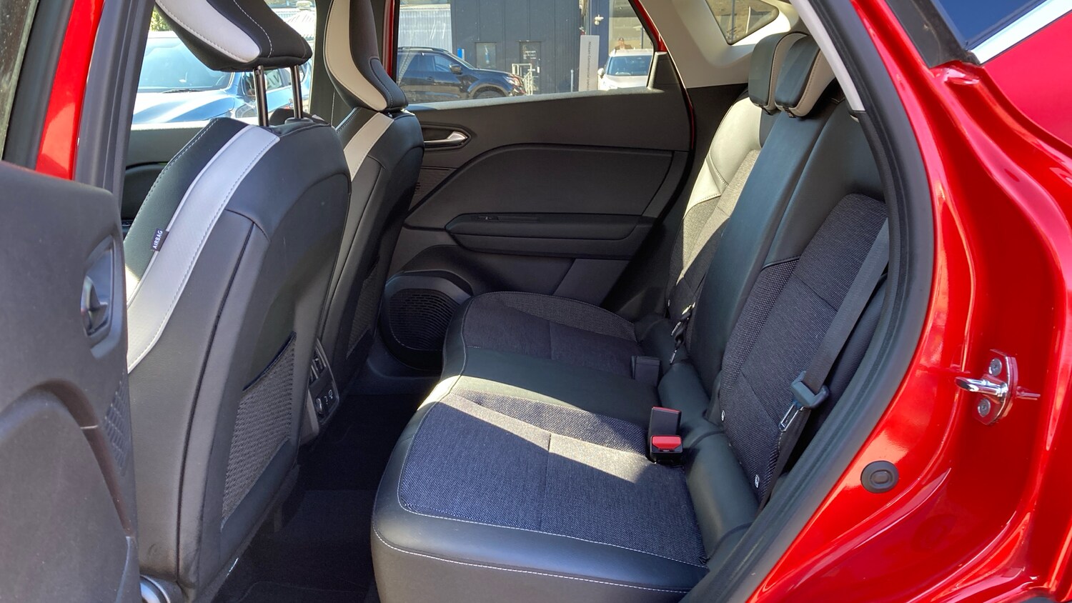 Used Renault Captur 2022 for sale - 78164678: Photo 16