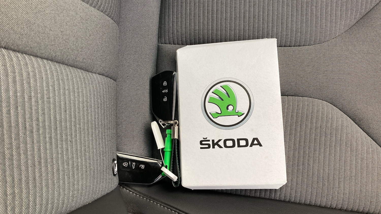 Used Skoda Enyaq 2023 for sale - 76384894: Photo 19