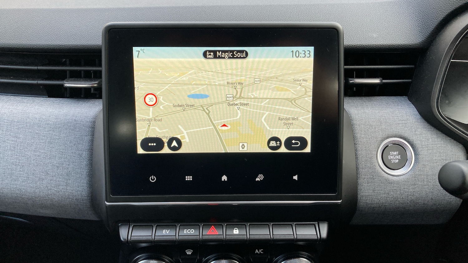 Used Renault Clio 2025 for sale - 76720400: Photo 12