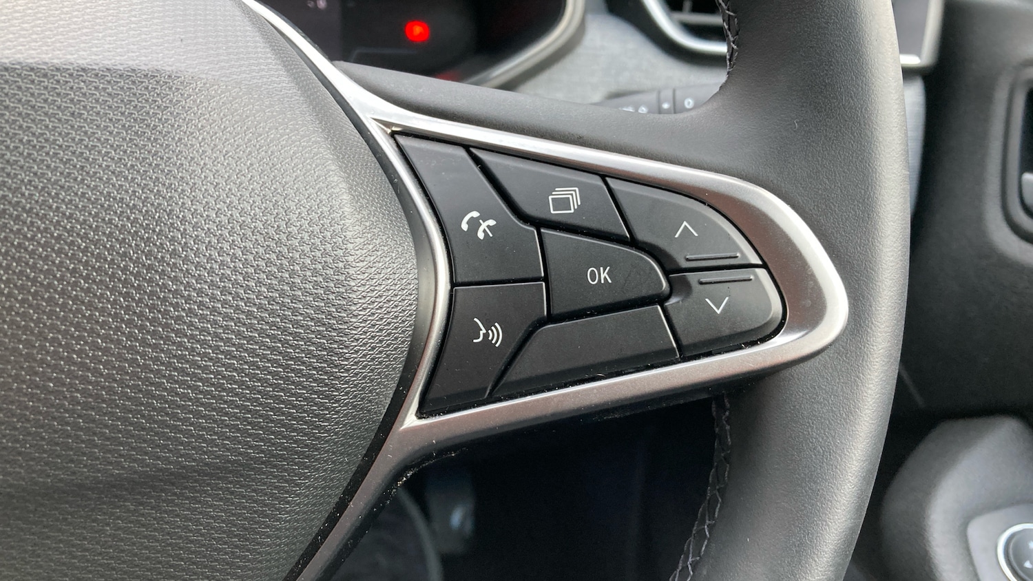 Used Renault Clio 2025 for sale - 76720400: Photo 25