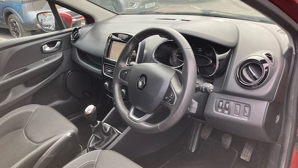 Used Renault Clio 2018 for sale - 76284453: Photo 11