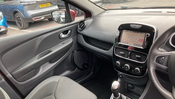 Used Renault Clio 2018 for sale - 76284453: Photo 14