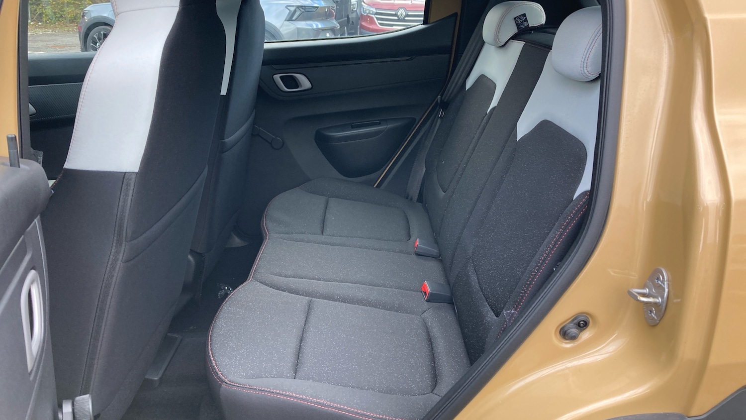 Used Dacia Spring 2025 for sale - 76391653: Photo 16