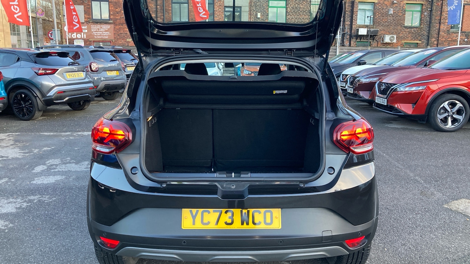 Used Dacia Sandero Stepway 2023 for sale - 76763089: Photo 4