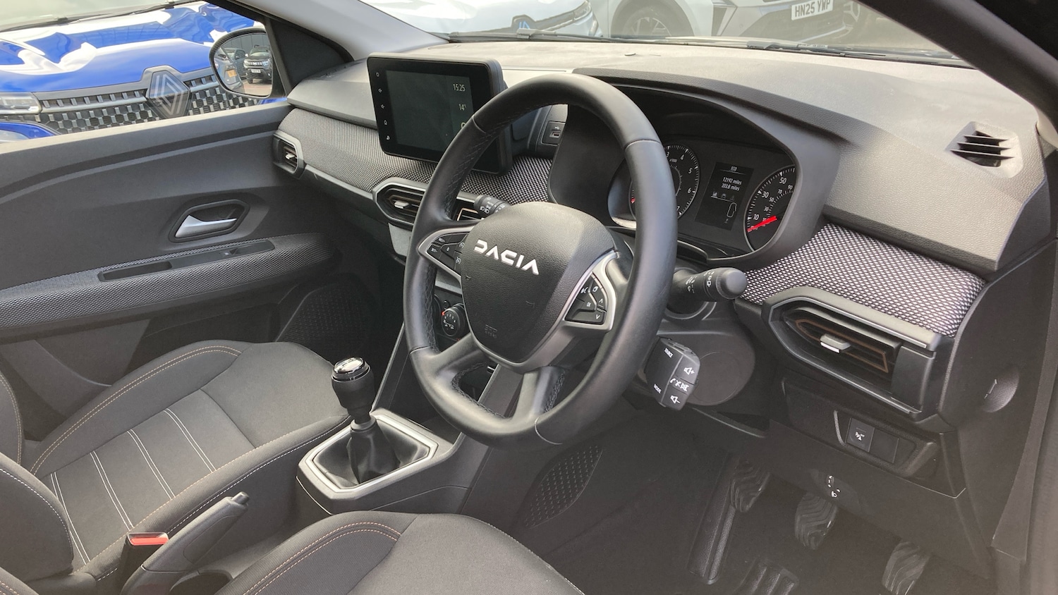 Used Dacia Sandero Stepway 2024 for sale - 76284460: Photo 11