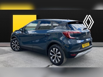 Used Renault Captur 2023 for sale - 78627964: Photo