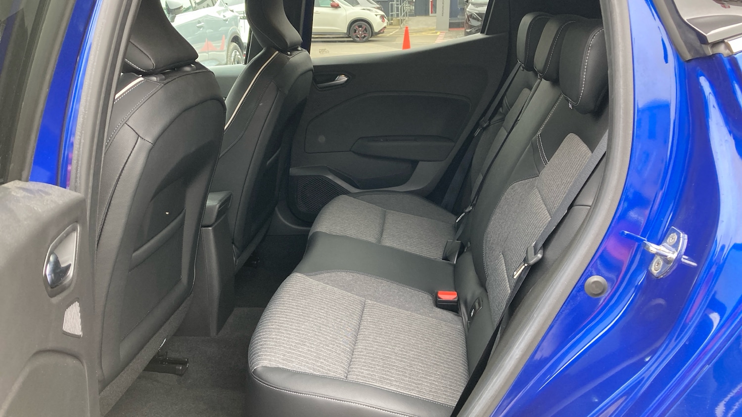 Used Renault Clio 2023 for sale - 77999234: Photo 16