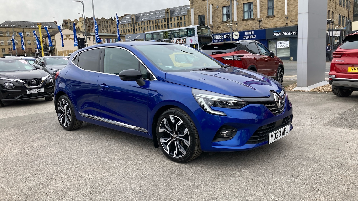 Used Renault Clio 2023 for sale - 77999234: Photo 8