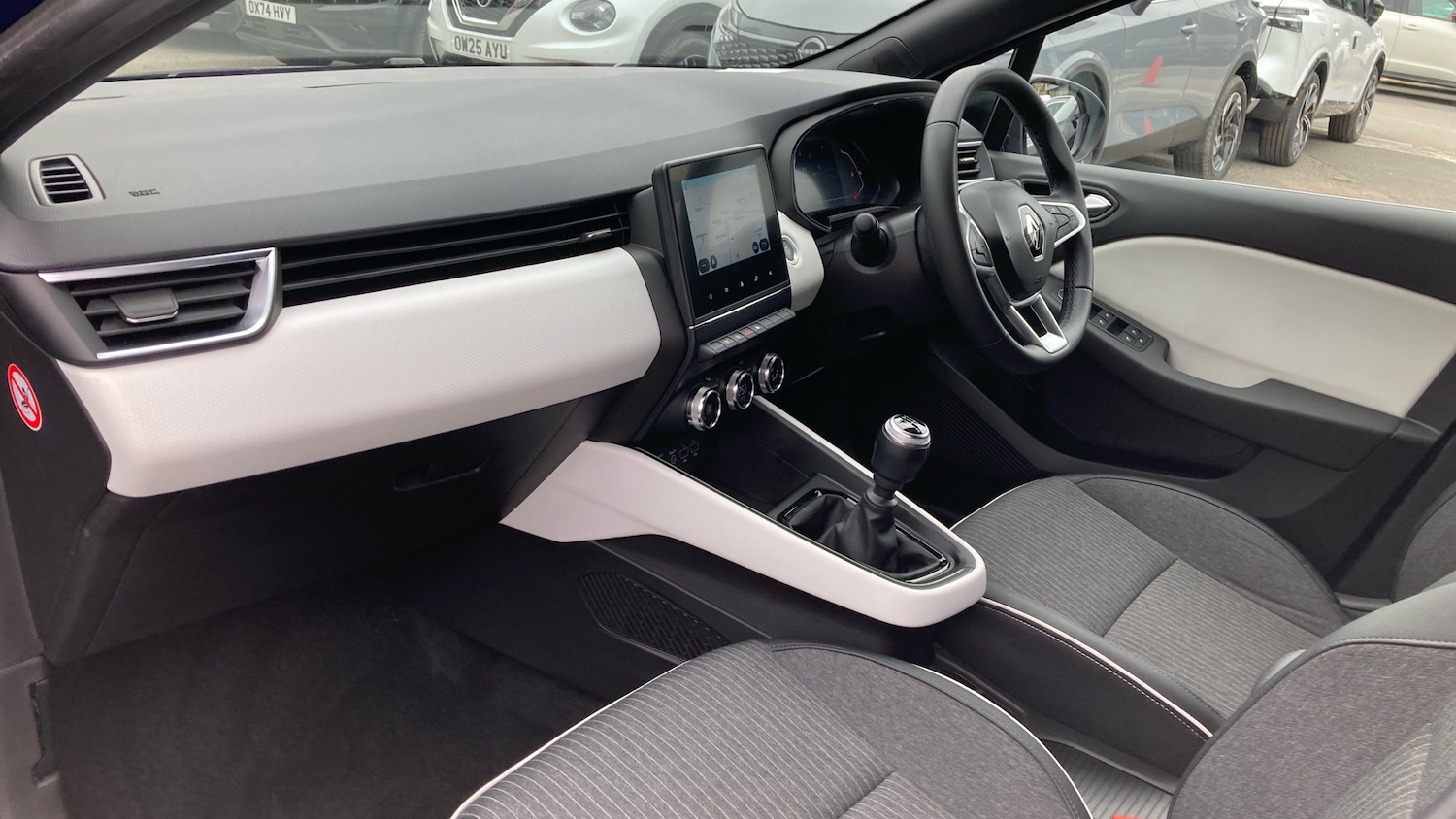 Used Renault Clio 2023 for sale - 77999234: Photo 9