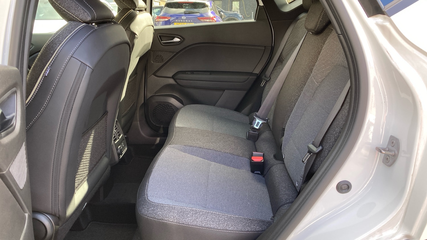 Used Renault Captur 2025 for sale - 78109181: Photo 16