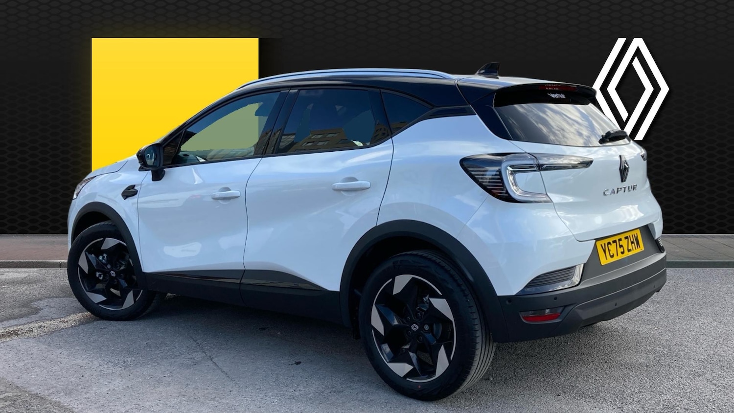 Used Renault Captur 2025 for sale - 78109181: Photo 2