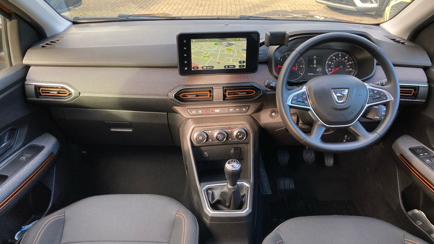 Used Dacia Sandero Stepway 2022 for sale - 76357749: Photo 10