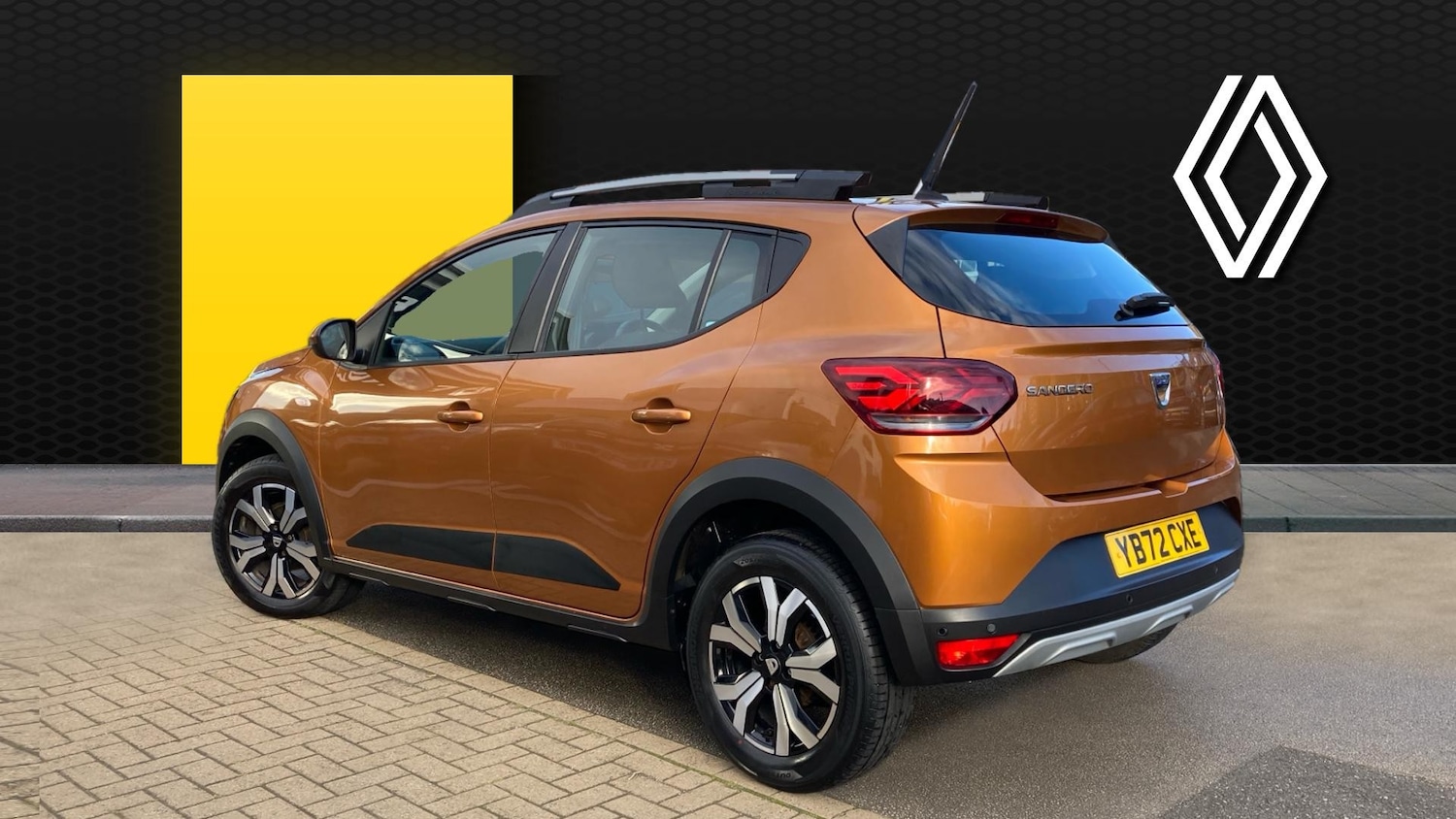 Used Dacia Sandero Stepway 2022 for sale - 76357749: Photo 2