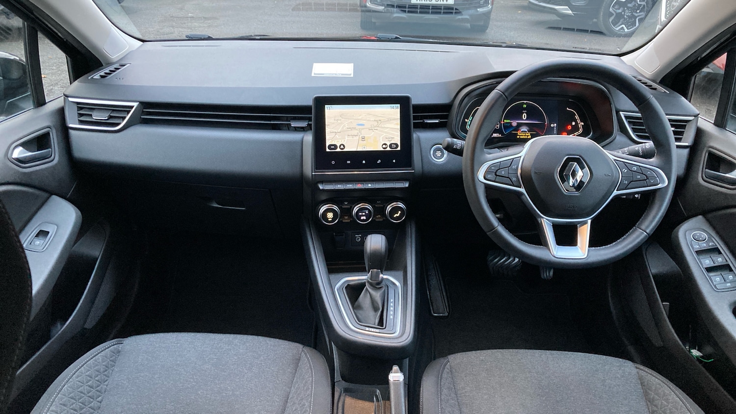 Used Renault Clio 2022 for sale - 76887532: Photo 10