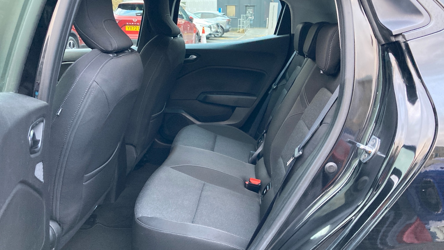 Used Renault Clio 2022 for sale - 76887532: Photo 16